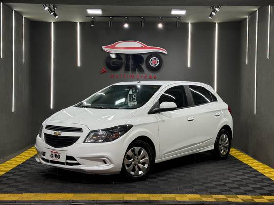CHEVROLET ONIX 1.0 MPFI JOY 8V FLEX 4P MANUAL CHEVROLET ONIX 1.0 MPFI JOY 8V FLEX 4P MANUAL